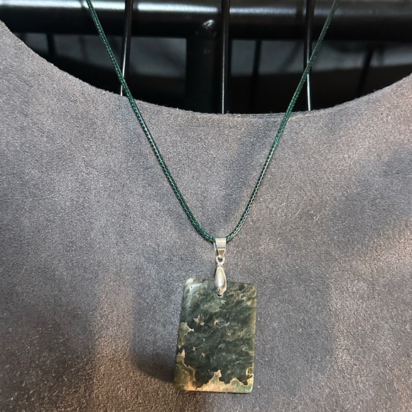Moss Agate Pendant Necklace - Picture 11 of 11